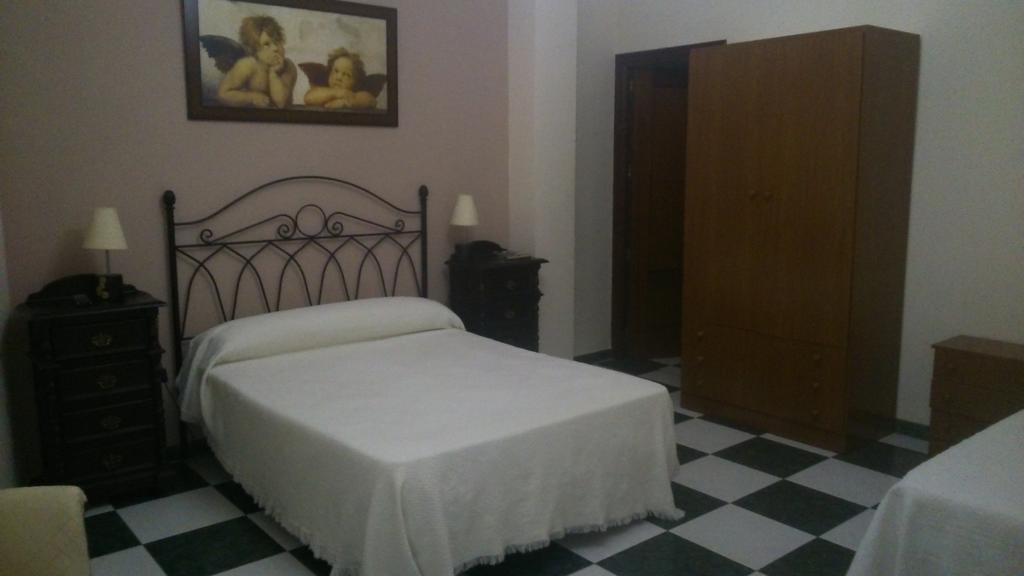 Hostal El Camionero Burguillos Del Cerro ห้อง รูปภาพ